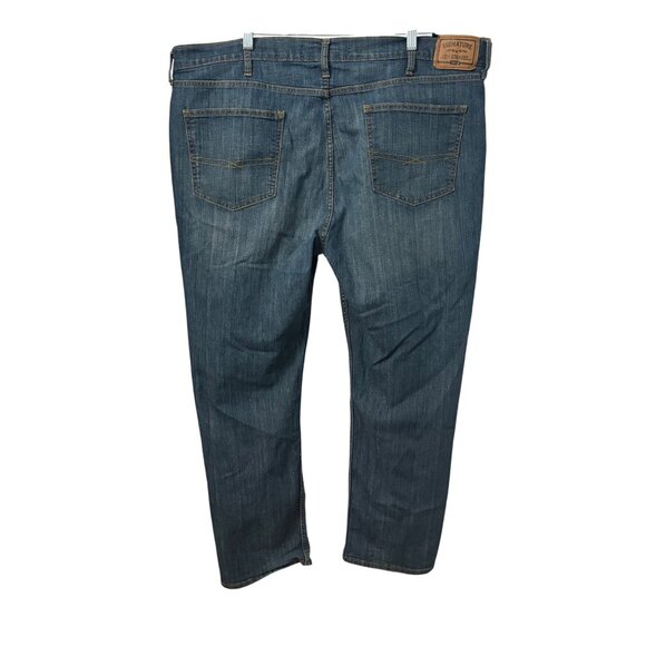 Mens Signature Levi Strauss GoldLabel Straight Fit Jeans 44x30 Medium Wash Denim - Picture 2 of 9